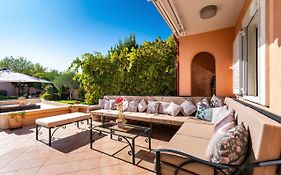 Navis Luxury Villa