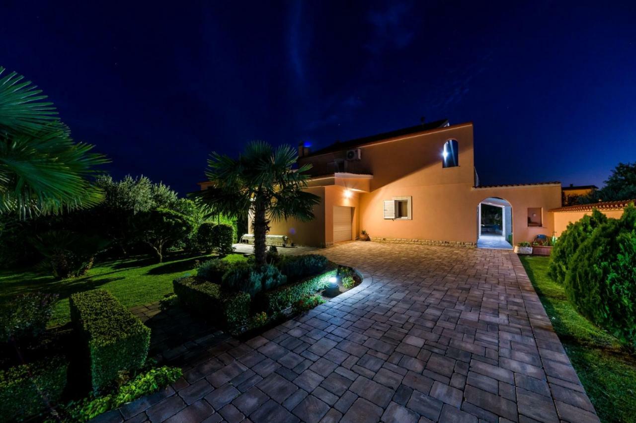 Navis Luxury Villa Vodice Exterior photo