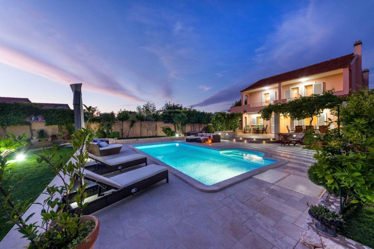 Navis Luxury Villa Vodice Exterior photo