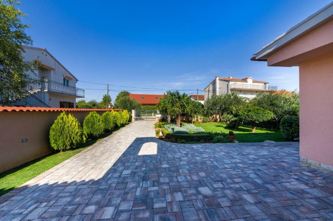 Navis Luxury Villa Vodice Exterior photo