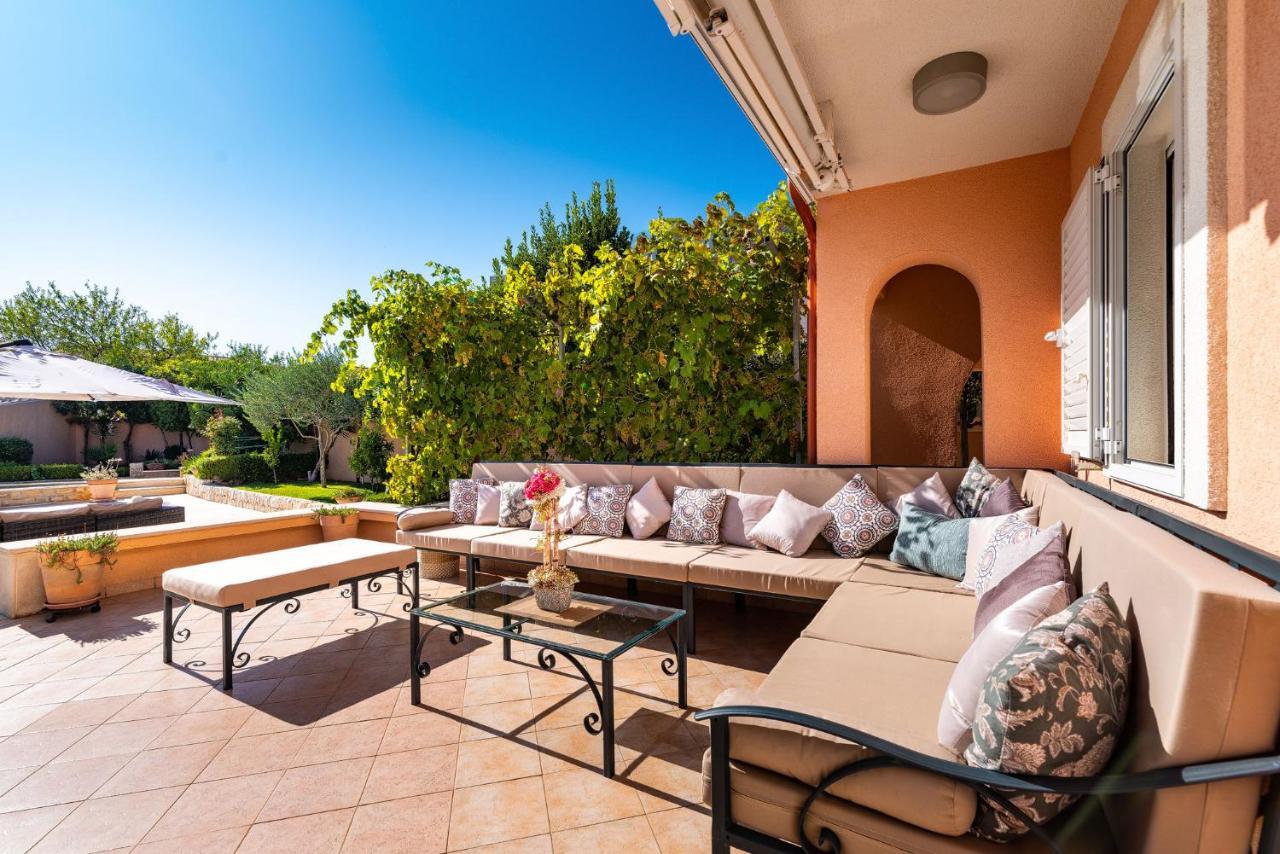Navis Luxury Villa Vodice Exterior photo